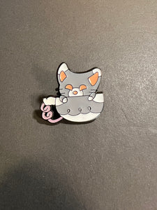 Pokemon Purugly Metal Pin!