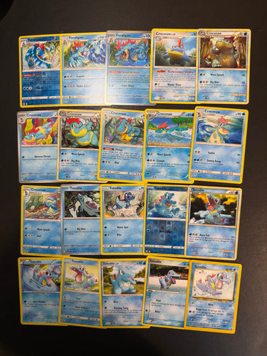 Pokemon Totodile, Croconaw and Feraligatr Card Lot - 20 Cards - Holo Rare and Vintage Collection!