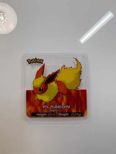 Flareon - 136/151 Pokemon Lamincards