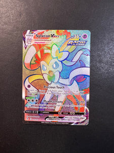 Sylveon VMax - 211/203 Hyper Secret Rainbow Rare - Evolving Skies