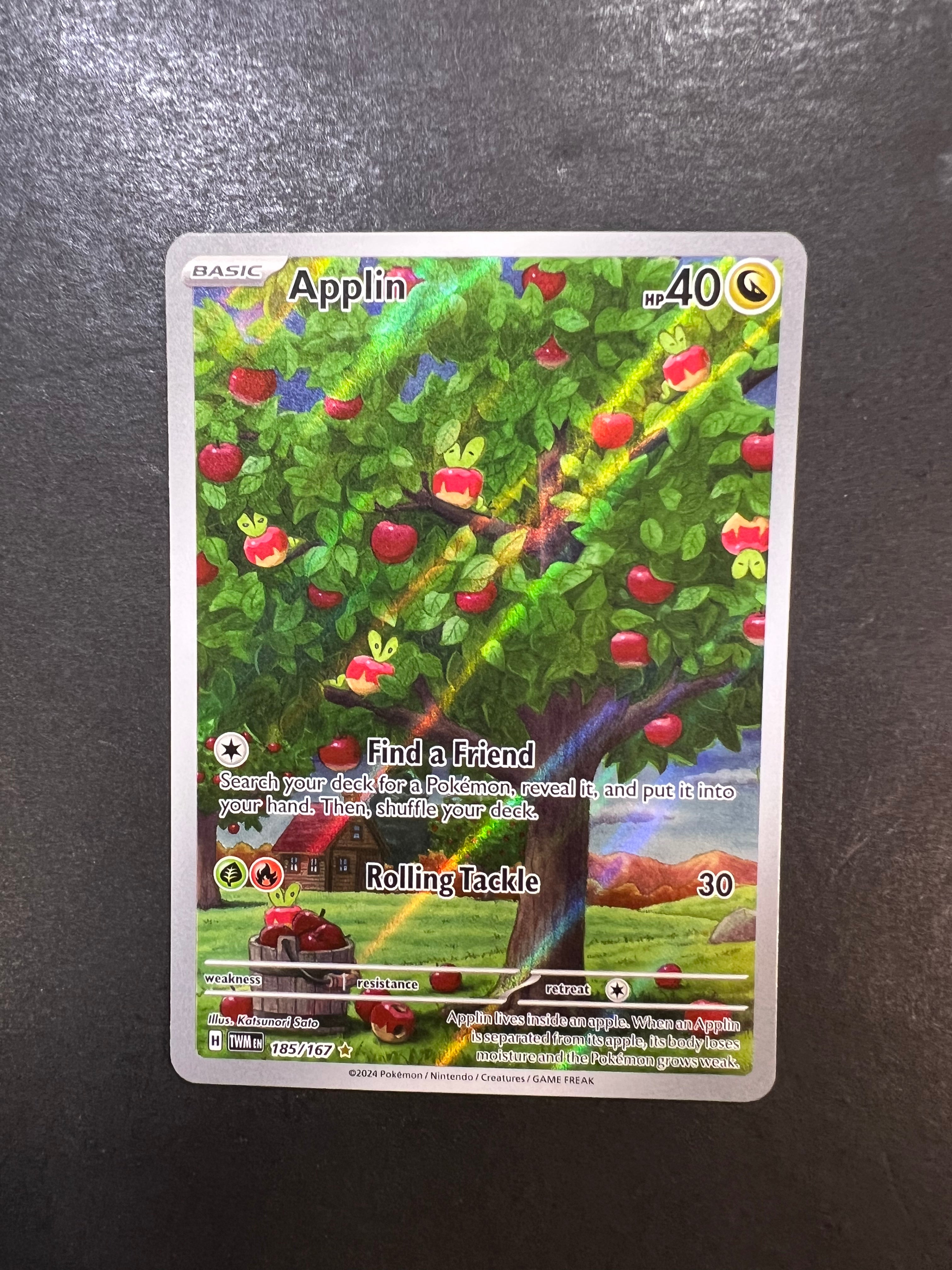 Applin - 185/167 Holo Ultra Rare
