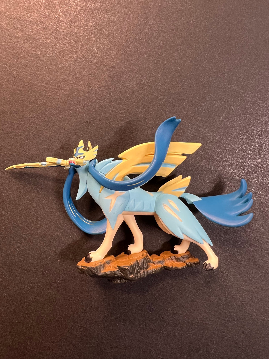 Shiny Zacian Official Pokemon Figure