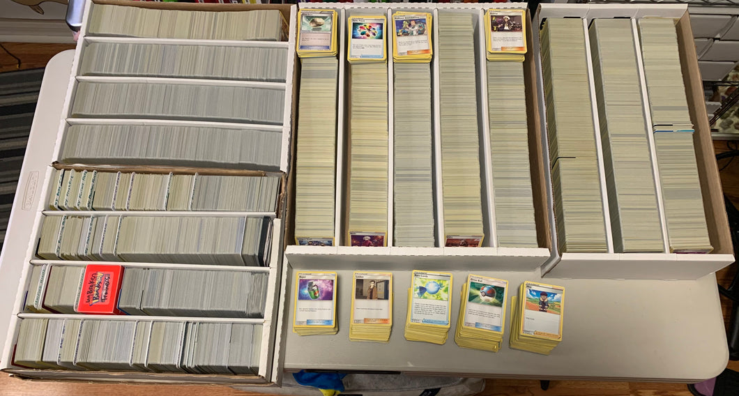 100 Assorted Pokemon Trainer Cards