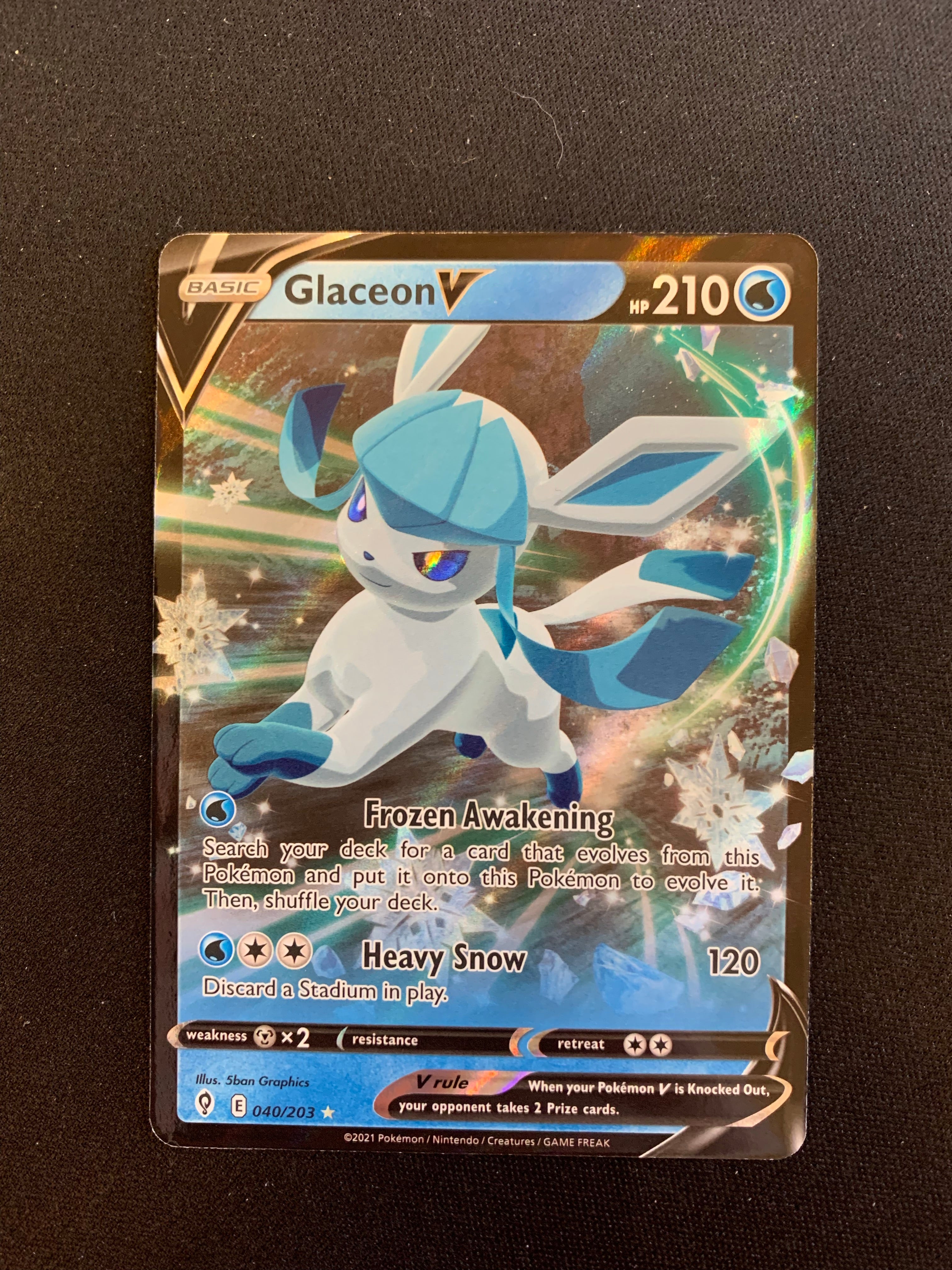 Glaceon V - 040/203 Ultra Rare - Evolving Skies