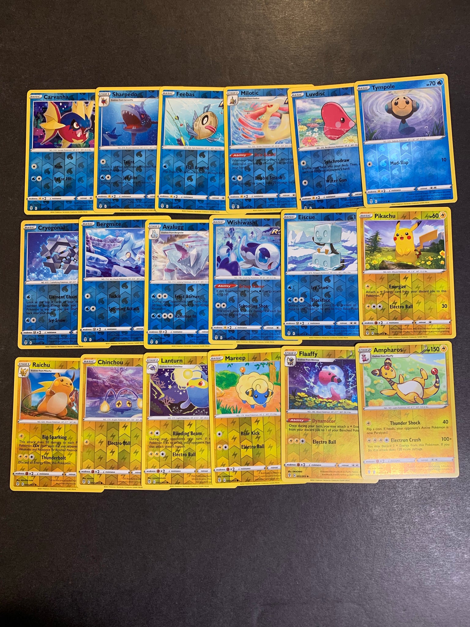 Pokemon Evolving Skies Complete Reverse Holo Set - 132 Cards + 8 Ultra JAB Games13 Pokemon Evolving Skies Complete Reverse Holo Set - 132 Cards + 8 Ultra JAB Games13