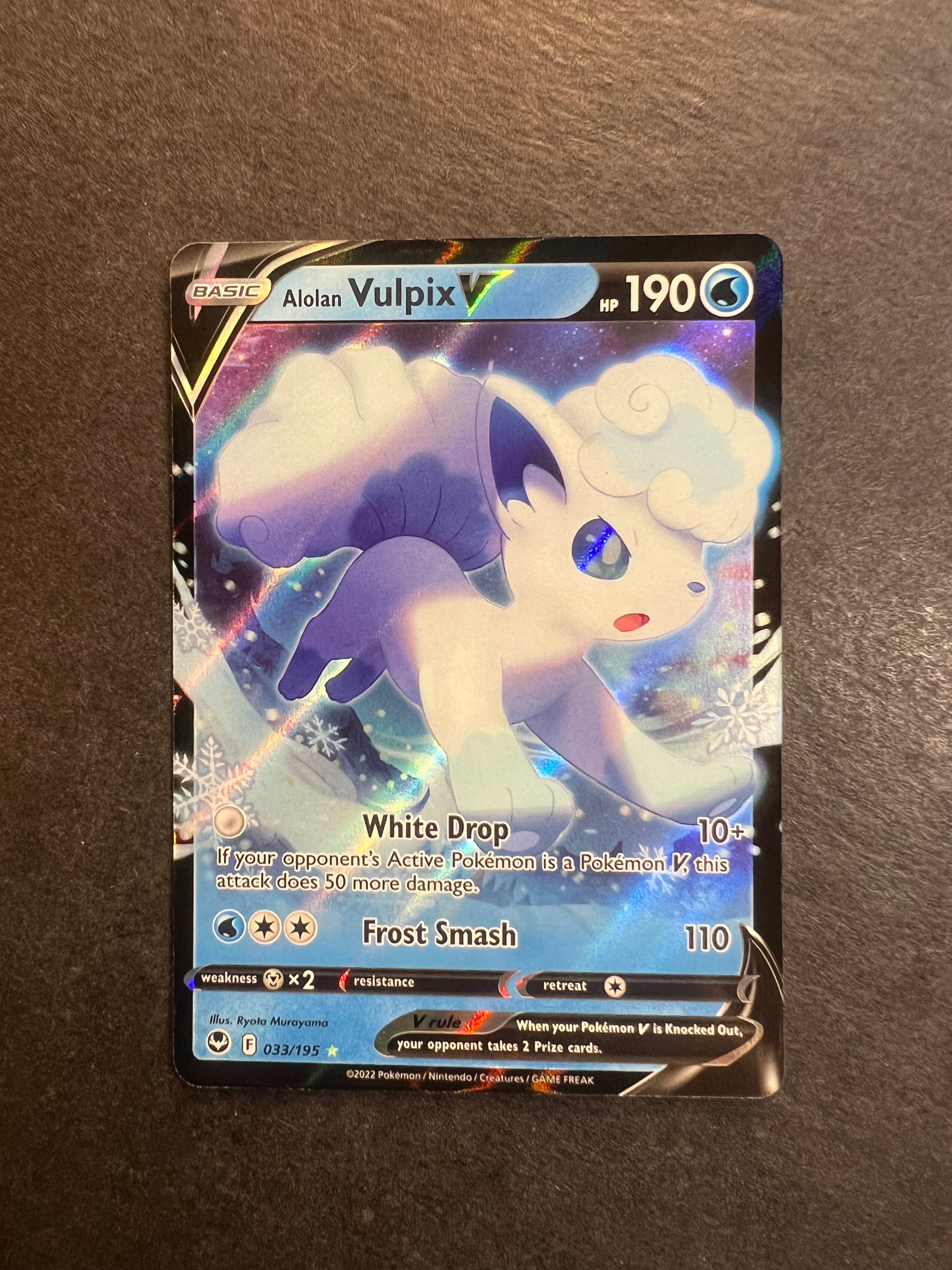 Alolan Vulpix V - 033/195 Ultra Rare - Silver Tempest Alolan Vulpix V - 033/195 Ultra Rare - Silver Tempest