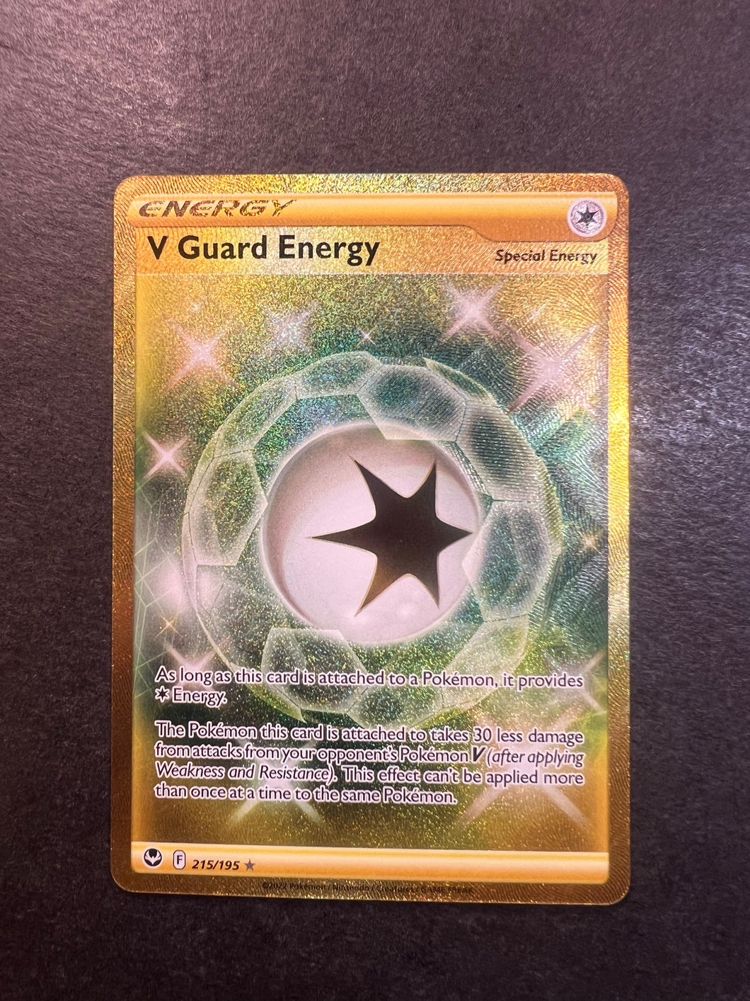V Guard Energy - 215/195 Gold Full Art Ultra Rare - Silver Tempest