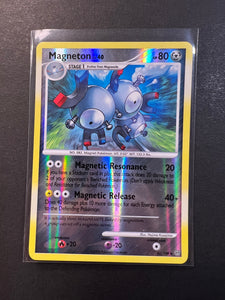 Magneton - 42/100 Reverse Holo - Stormfront Set