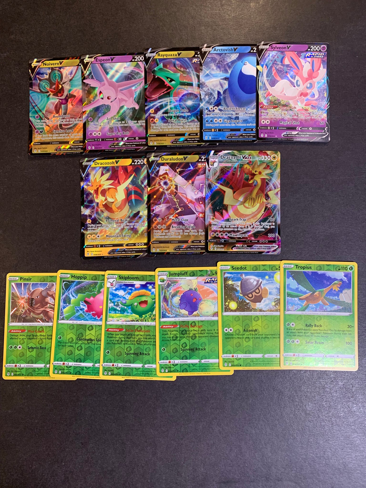 Pokemon Evolving Skies Complete Reverse Holo Set - 132 Cards + 8 Ultra JAB Games13 Pokemon Evolving Skies Complete Reverse Holo Set - 132 Cards + 8 Ultra JAB Games13