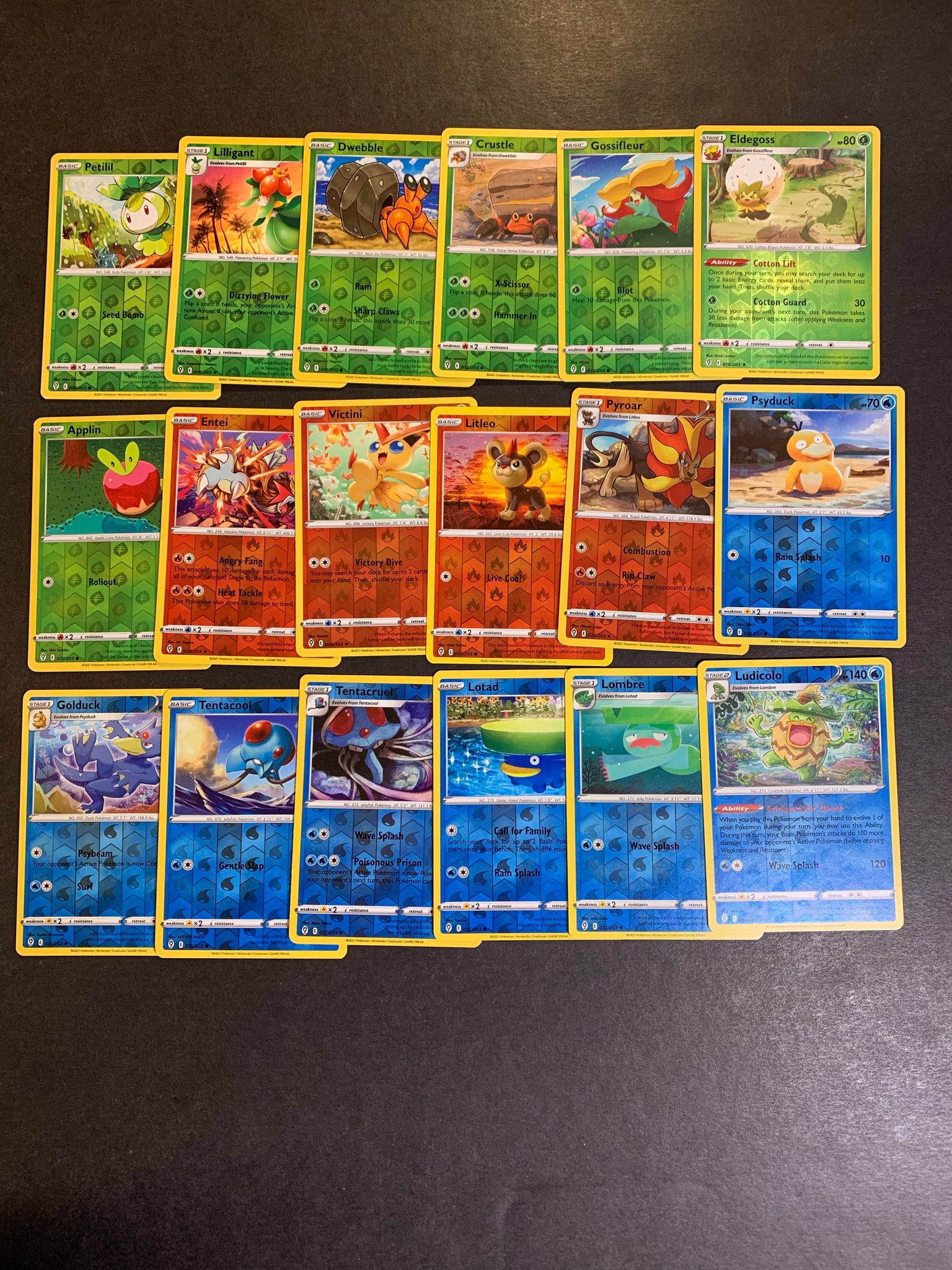Pokemon Evolving Skies Complete Reverse Holo Set - 132 Cards + 8 Ultra JAB Games13 Pokemon Evolving Skies Complete Reverse Holo Set - 132 Cards + 8 Ultra JAB Games13